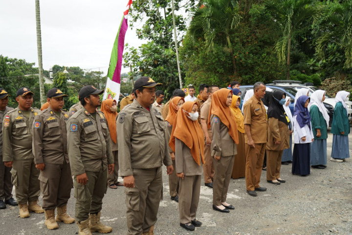 Apel Pagi Aparatur Kecamatan Sambutan (Senin, 15 Januari 2024)