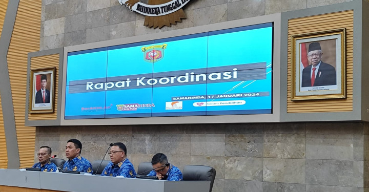 RAPAT KOORDINASI Kepala OPD di lingkungan Pemerintah Kota Samarinda bersama Bapak Walikota Samarinda (Rabu, 17 Januari 2024)