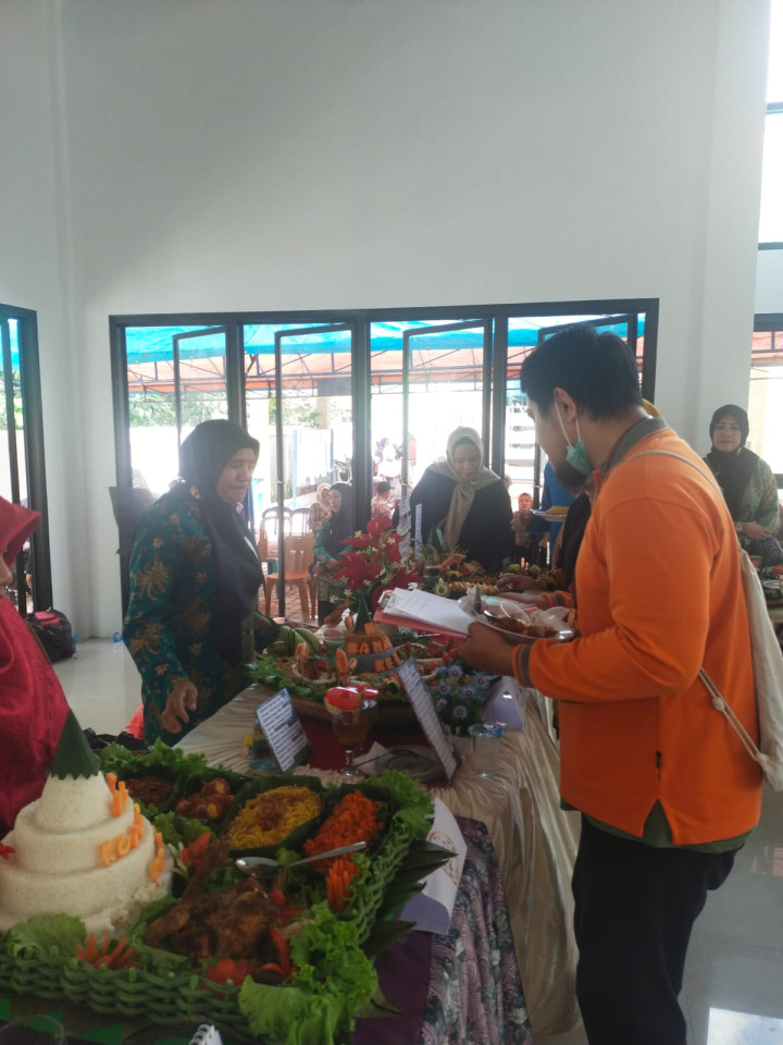Perayaan Hari Jadi Kota Samarinda ke 356 tahun dan Pemkot Samarinda ke 64 tahun di Kelurahan Sambutan