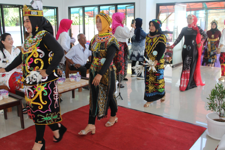 Perayaan Hari Jadi Kota Samarinda ke 356 tahun dan Pemkot Samarinda ke 64 tahun di Kelurahan Sambutan