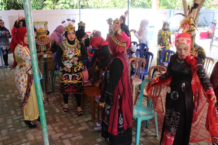 Perayaan Hari Jadi Kota Samarinda ke 356 tahun dan Pemkot Samarinda ke 64 tahun di Kelurahan Sambutan
