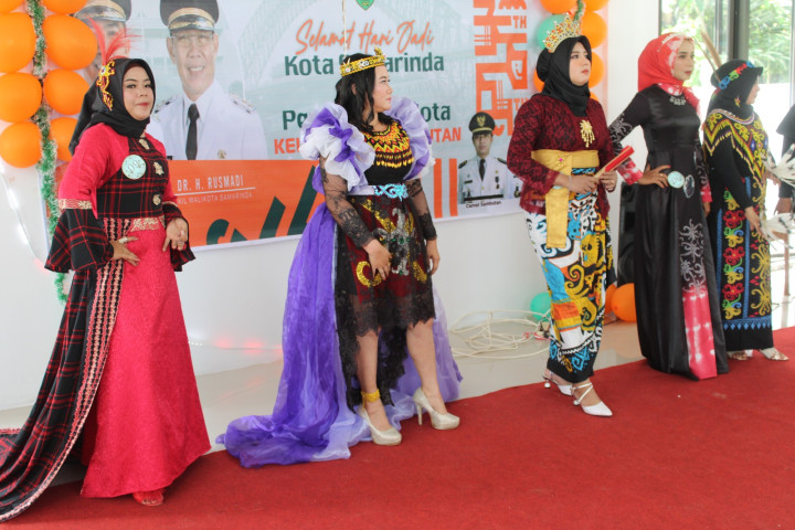 Perayaan Hari Jadi Kota Samarinda ke 356 tahun dan Pemkot Samarinda ke 64 tahun di Kelurahan Sambutan