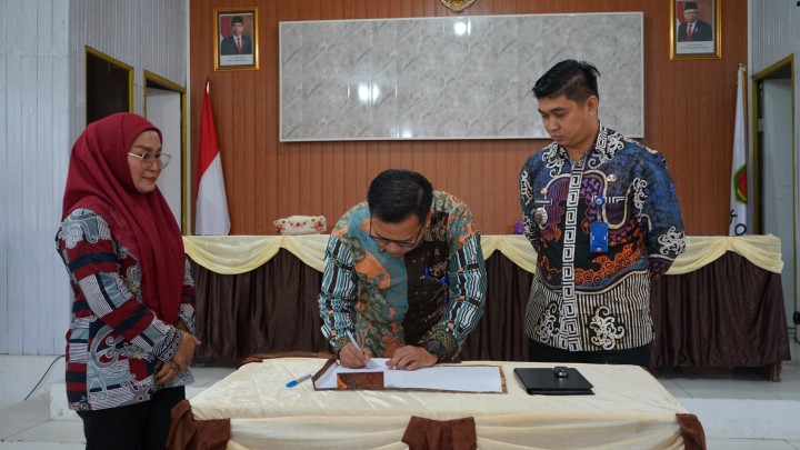 Serah Terima Jabatan dilingkungan Kecamatan Sambutan (Kamis, 28 Maret 2024)
