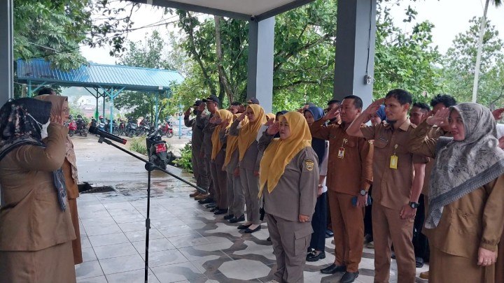 Apel Pagi Aparatur Kecamatan Sambutan (Senin, 6 Mei 2024)