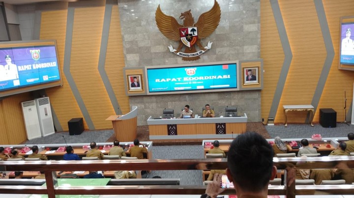 RAPAT KOORDINASI KEPALA OPD di Ruang Rapat Mangkupelas Balaikota Samarinda (Selasa, 28 Mei 2024)