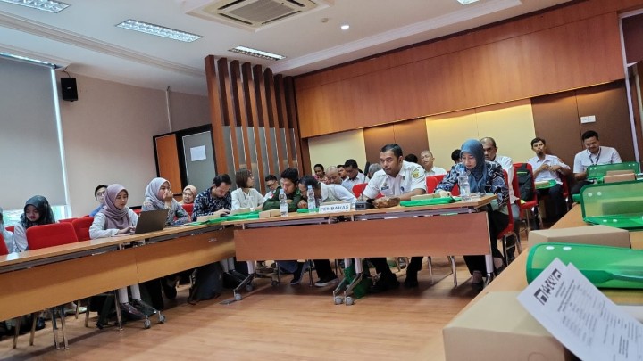 Seminar Expose Final Report Hasil Kajian Optimalisasi Fasilitasi Persampahan Berupa Pengumpulan Sampah Sementara (TPS) di Kota Samarinda (Rabu, 5 Juni 2024)