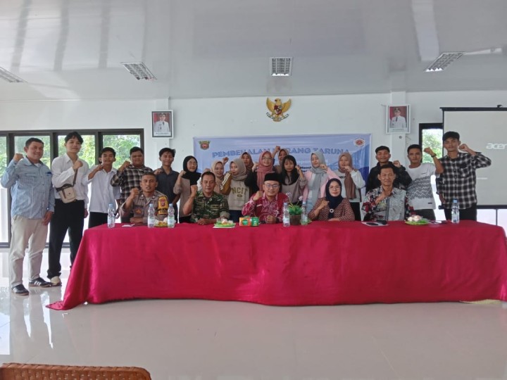 Pelatihan Hidroponik dan Barbershop
