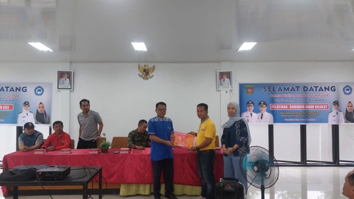 Pembukaan Probebaya Program Budidaya Madu Kelulut dan Budidaya Lele di Kelurahan Sambutan (Jum'at, 5 Juli 2024)