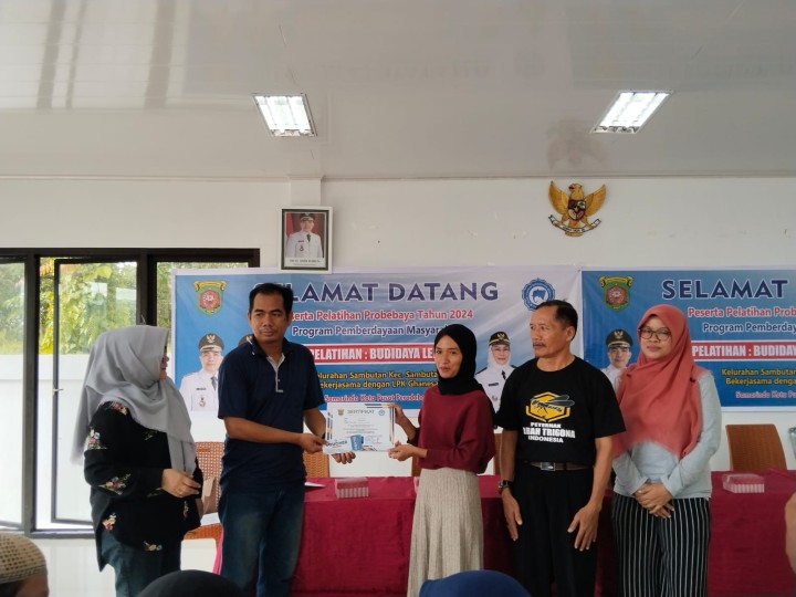 Pembukaan dan Penutupan Pelatihan Madu Kelulut dan Budidaya Lele program Probebaya bidang Pemberdayaan