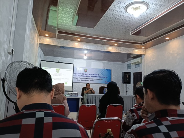 FGD Tim Koordinasi Pelaksanaan Penyusunan GDPK sesuai SK Wali Kota, Nomor : 400.13-05/088/HK-KS/III/ 2024 Tahun 2024 Pokja I Pengendalian Kuantitas Penduduk (Kamis, 11 Juli 2024)