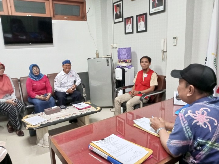 Audensi bersama Pengurus PMI Kecamatan Sambutan (Jum'at, 12 Juli 2024)