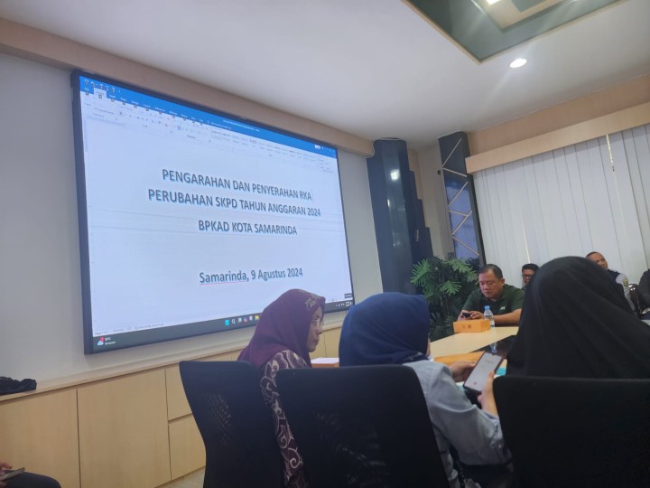 PENGARAHAN DAN PENYERAHAN RKA PERUBAHAN - SKPD TAHUN ANGGARAN 2024 (JUM'AT, 9 AGUSTUS 2024)