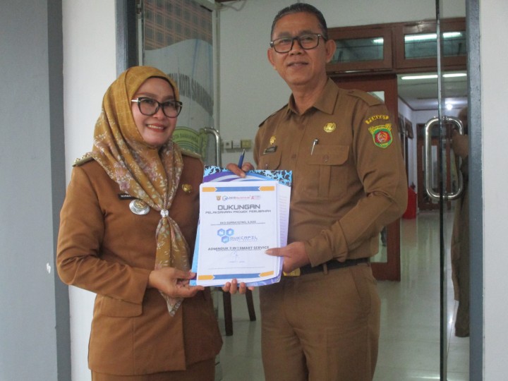 MENERIMA KUNJUNGAN KEPALA DINAS KEPENDUDUKAN DAN PENCATATAN SIPIL KOTA SAMARINDA (SELASA, 13 AGUSTUS 2024)