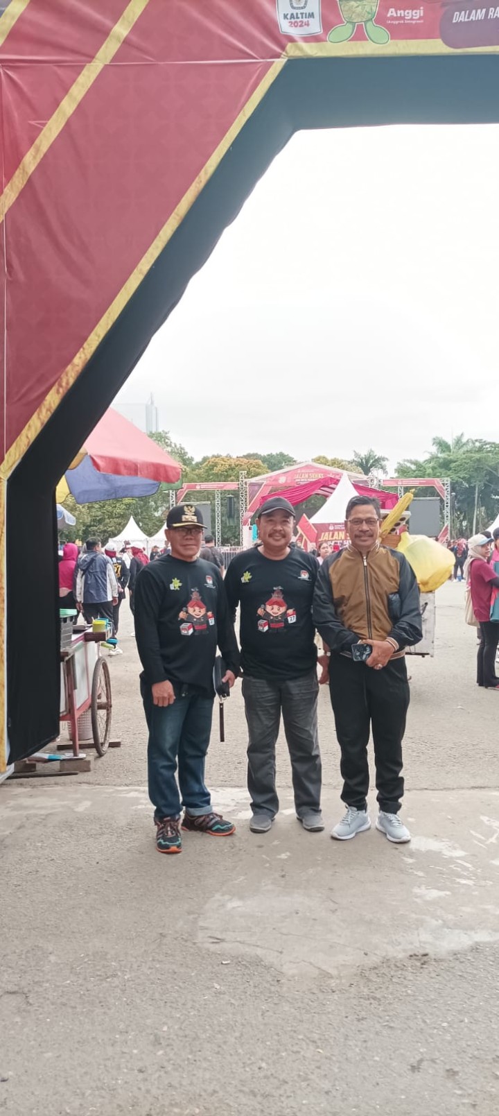 Jalan Sehat bersama KPU Kota Samarinda (Minggu, 1 September 2024)