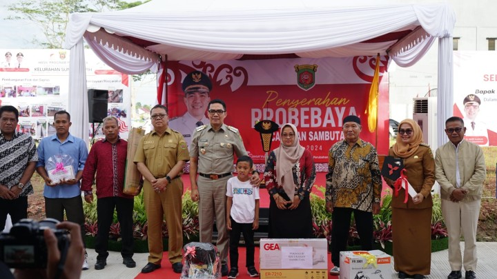 Walikota Menyapa Penyerahan Pro Bebaya Kecamatan Sambutan Tahun 2024
