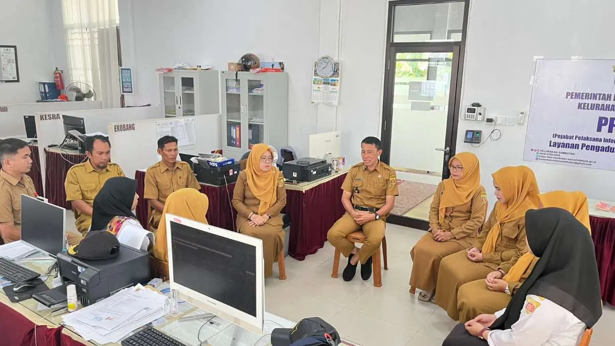 Rapat Staf