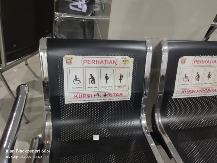 AKSESIBILITAS BAGI PASIEN DISABILITAS