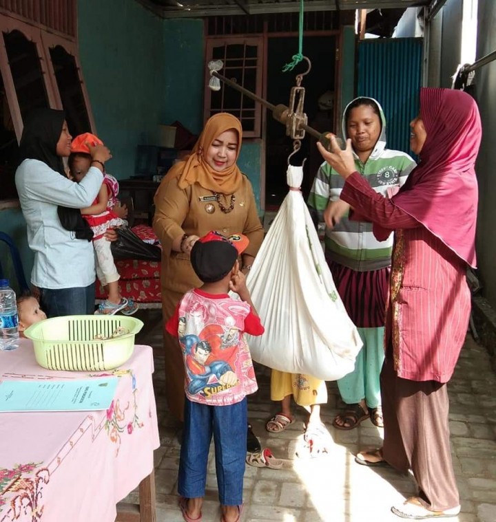 Kunjungan Ke Posyandu Pelita Harapan RT. 34 Kelurahan Selili Di Dengan PLKB Kelurahan Selili