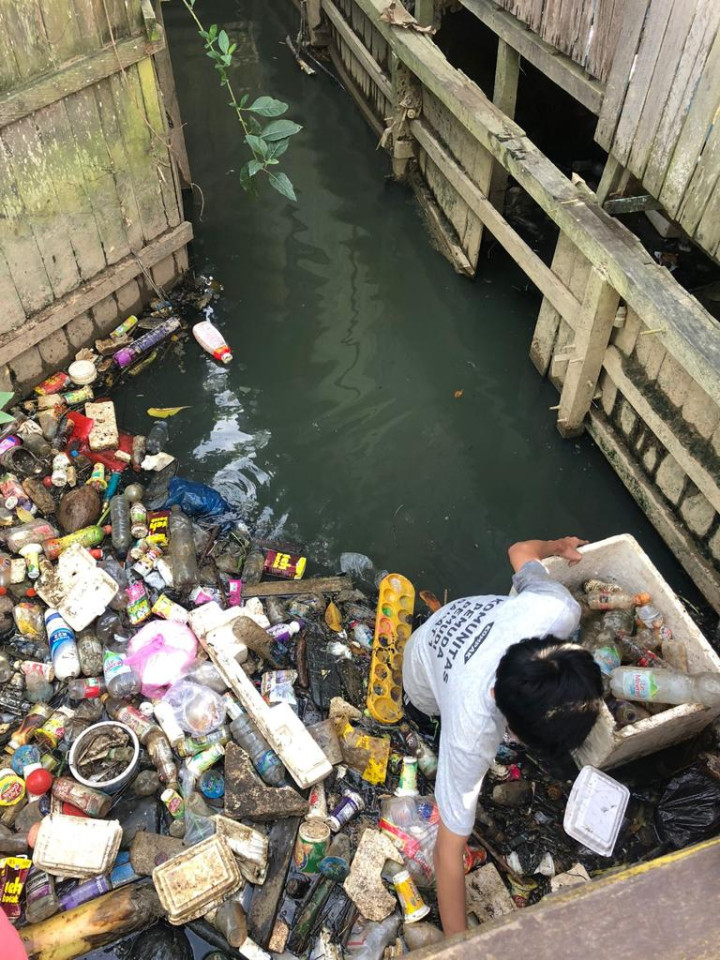 Kegiatan Kerja Bakti di Lingkungan Kelurahan Selili Tahun 2023