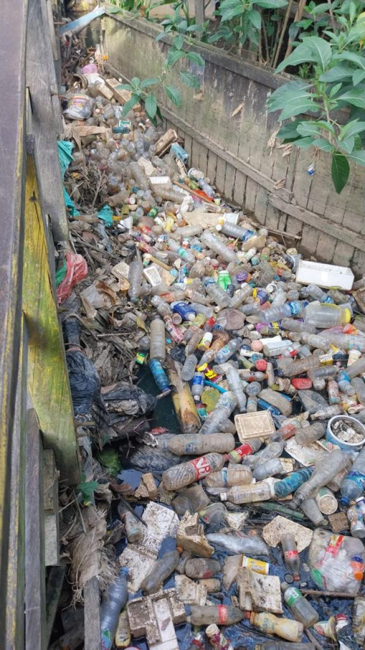 Kegiatan Kerja Bakti di Lingkungan Kelurahan Selili Tahun 2023