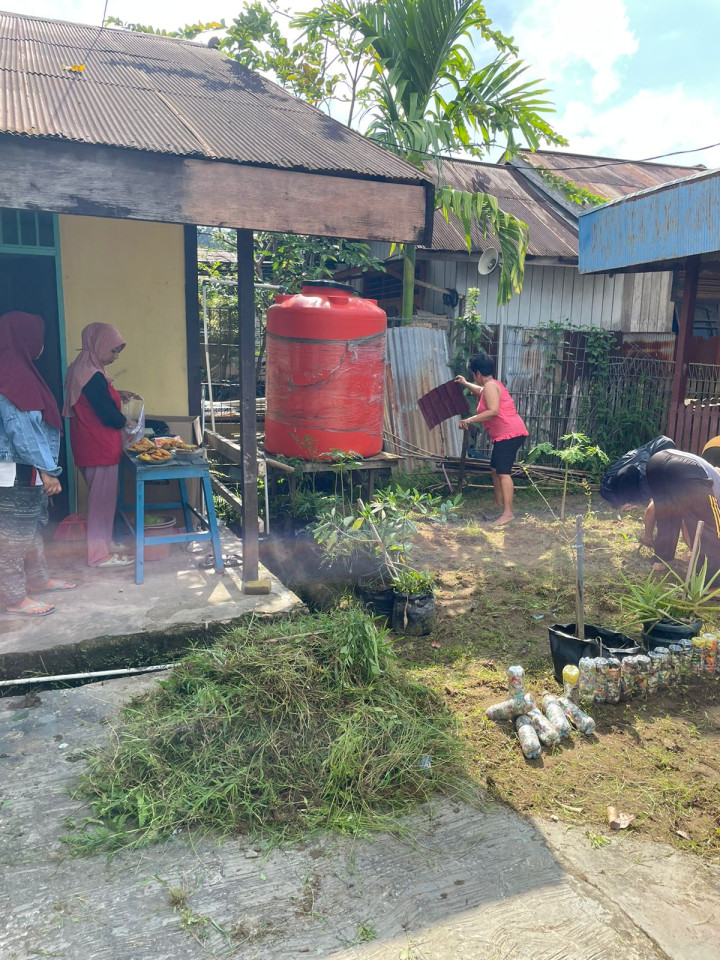 Kegiatan Kerja Bakti di Lingkungan Kelurahan Selili Tahun 2023