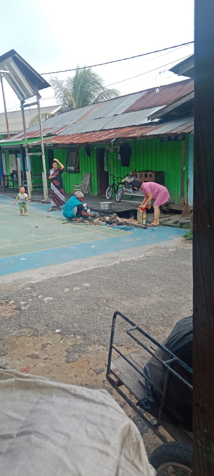 Kegiatan Kerja Bakti di Lingkungan Kelurahan Selili Tahun 2023