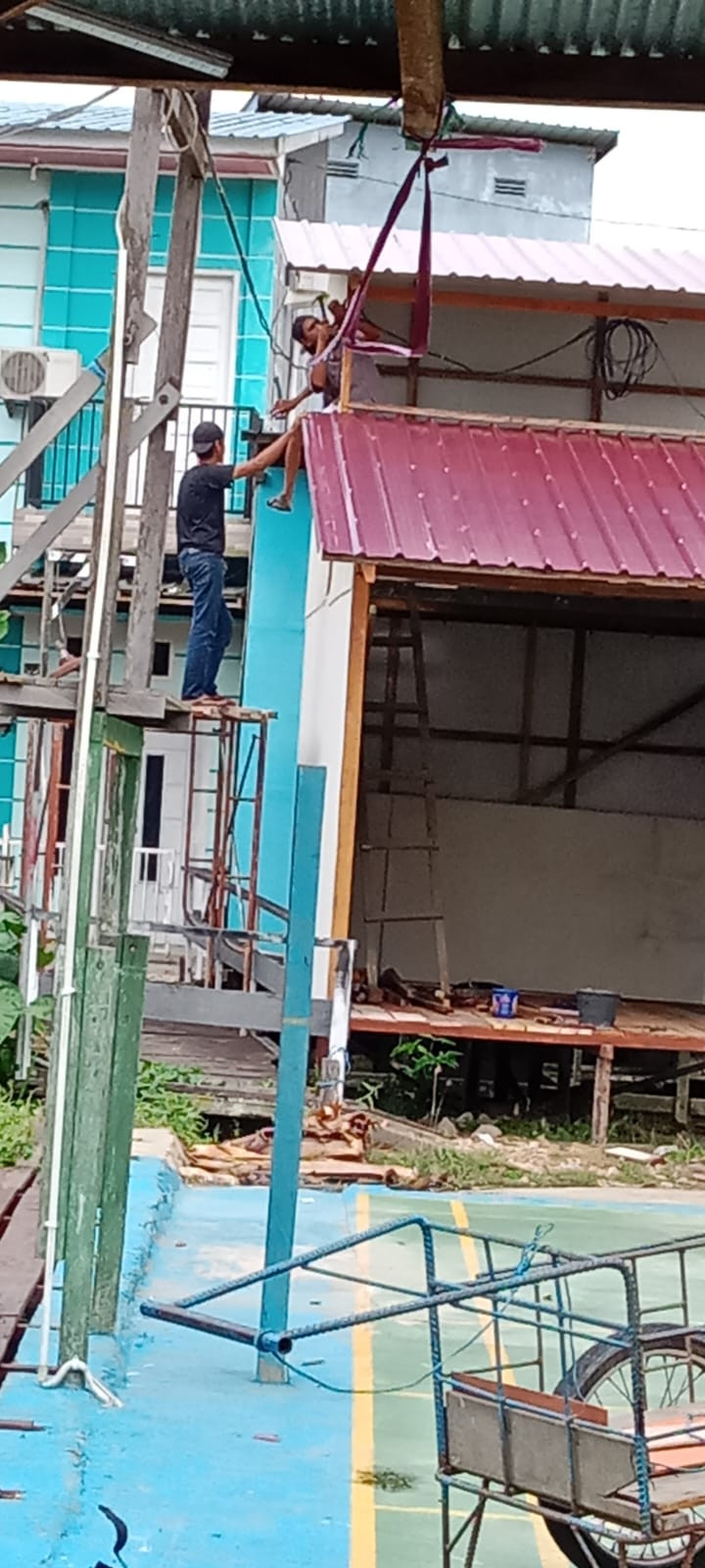 Kegiatan Kerja Bakti di Lingkungan Kelurahan Selili Tahun 2023