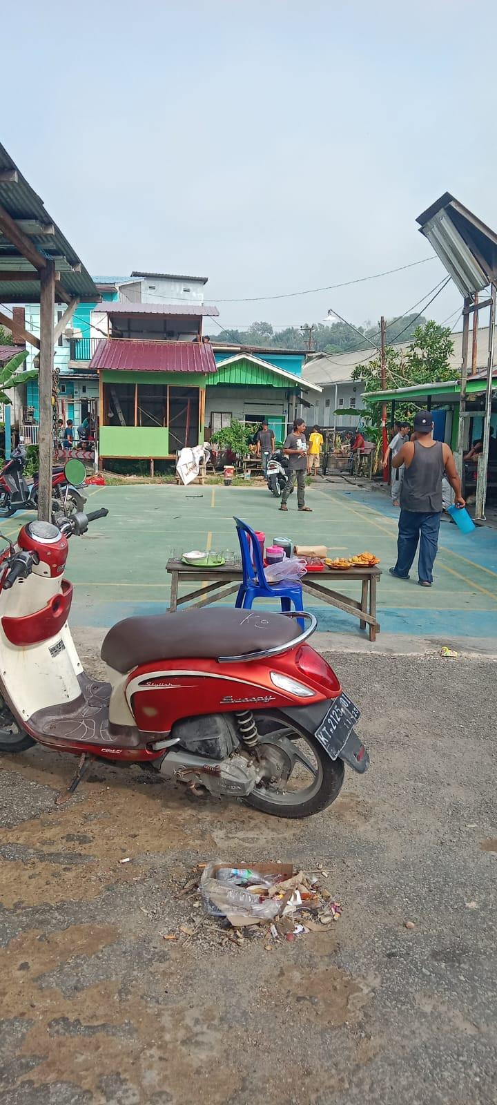 Kegiatan Kerja Bakti di Lingkungan Kelurahan Selili Tahun 2023