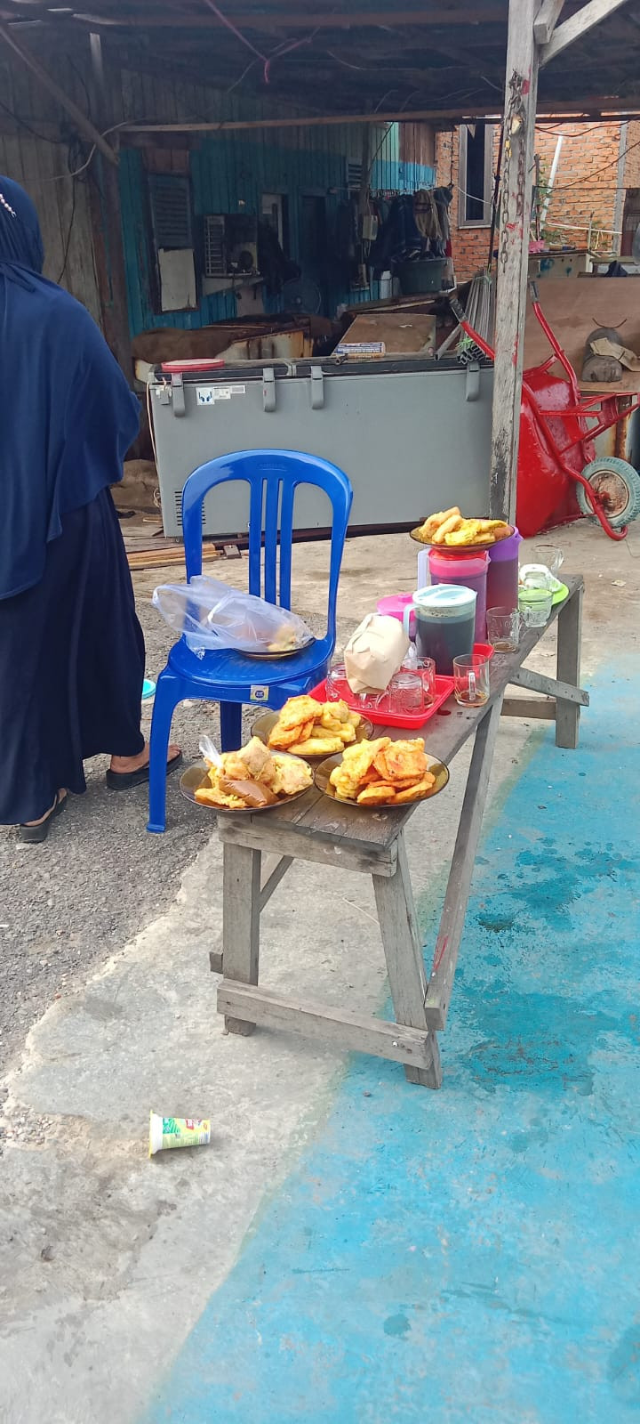 Kegiatan Kerja Bakti di Lingkungan Kelurahan Selili Tahun 2023