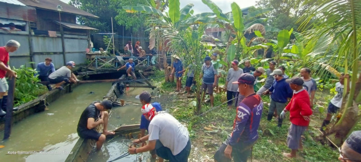 Kegiatan Kerja Bakti di Lingkungan Kelurahan Selili Tahun 2023