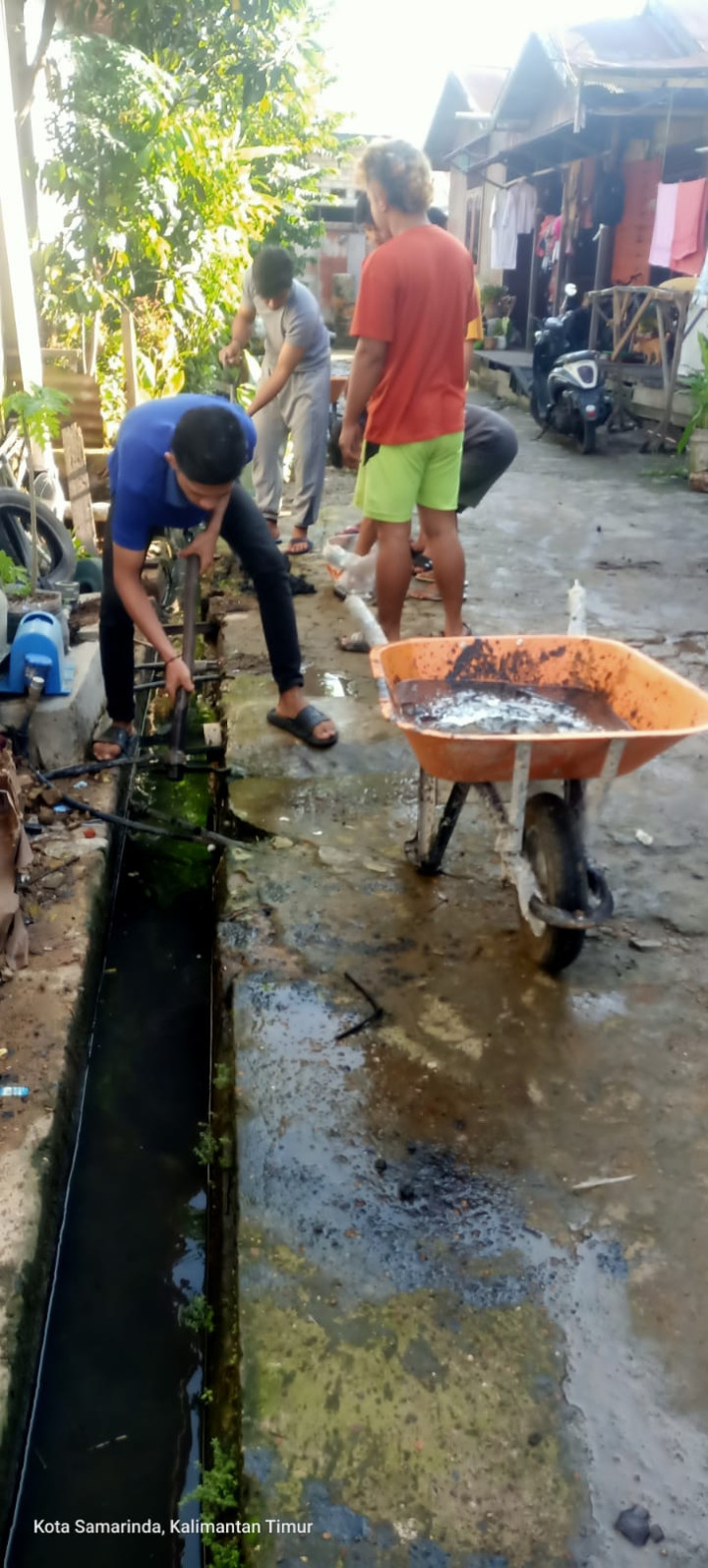 Kegiatan Kerja Bakti di Lingkungan Kelurahan Selili Tahun 2023