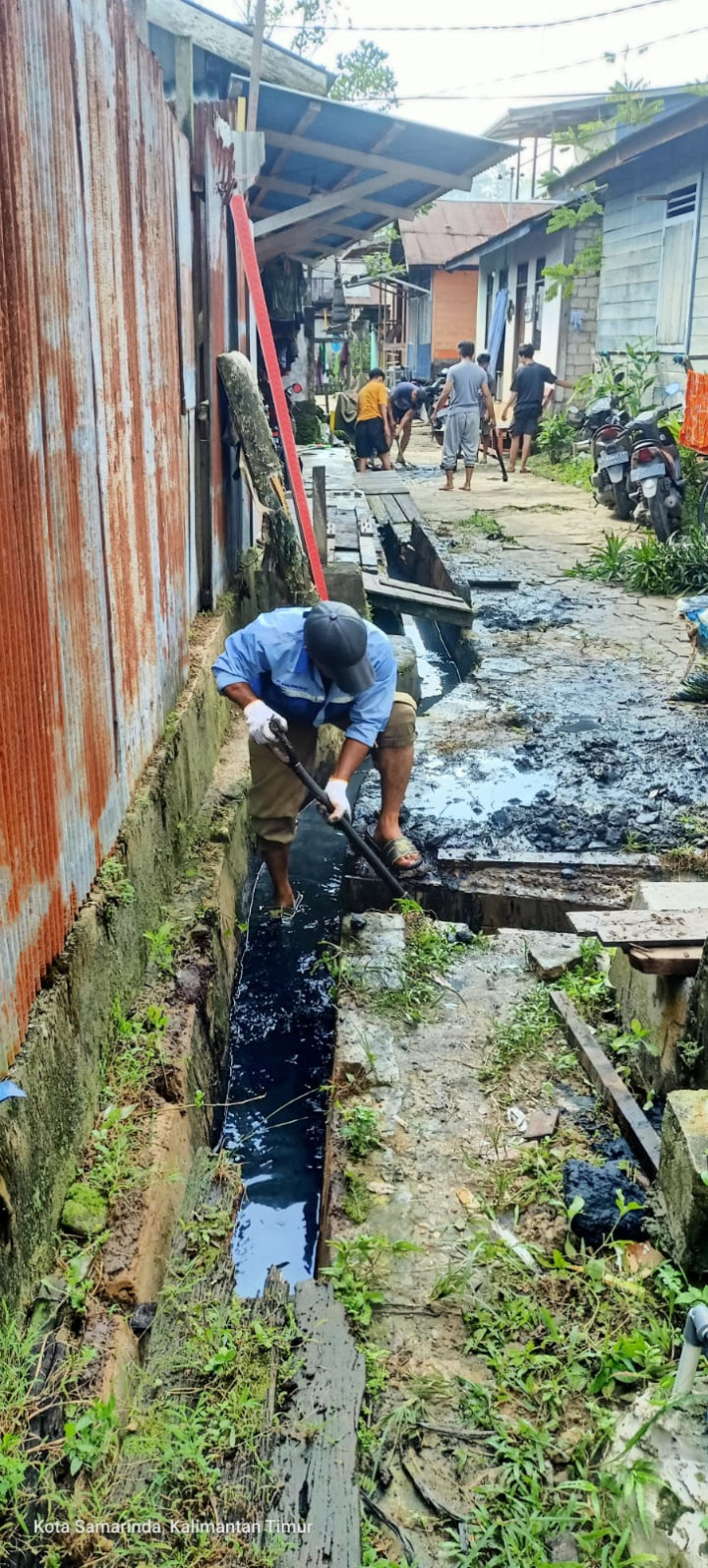 Kegiatan Kerja Bakti di Lingkungan Kelurahan Selili Tahun 2023