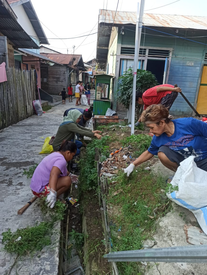Kegiatan Kerja Bakti di Lingkungan Kelurahan Selili Tahun 2023