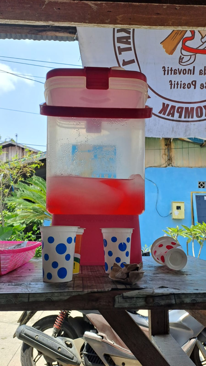 Kegiatan Kerja Bakti di Lingkungan Kelurahan Selili Tahun 2023