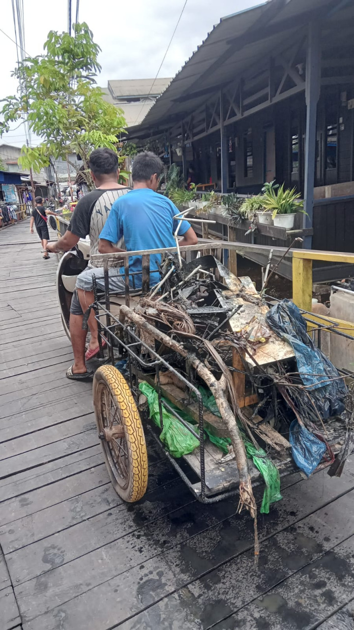 Kegiatan Kerja Bakti di Lingkungan Kelurahan Selili Tahun 2023
