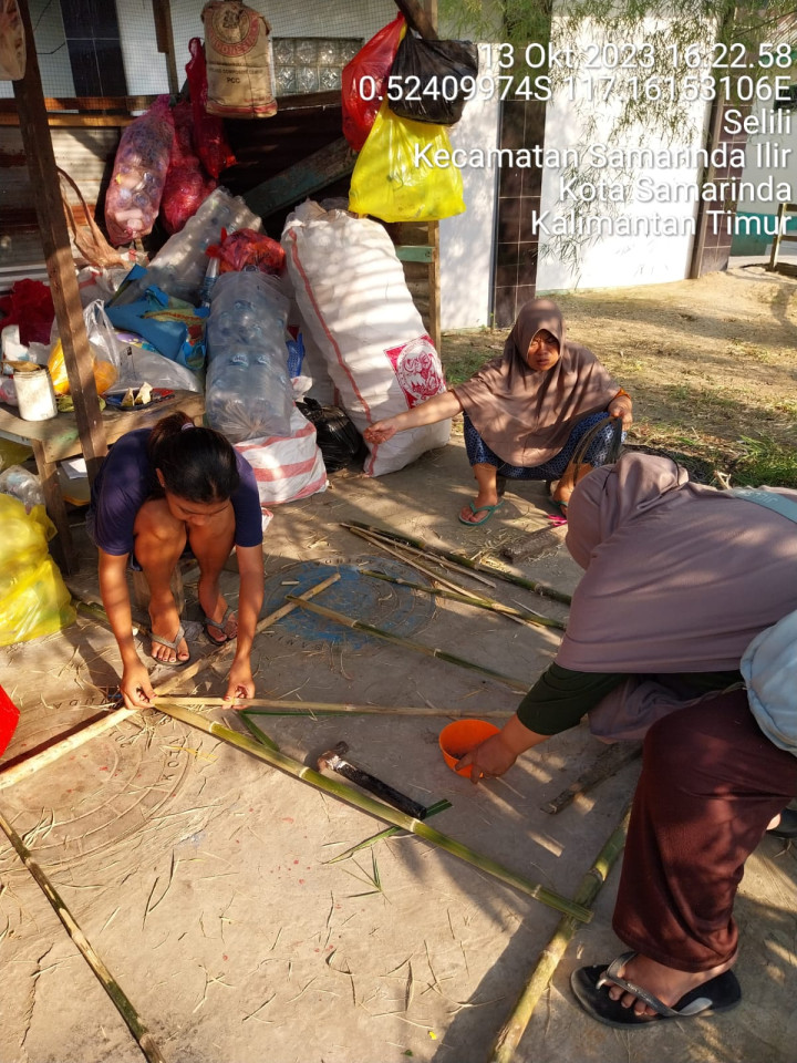 Kegiatan Kerja Bakti di Lingkungan Kelurahan Selili Tahun 2023