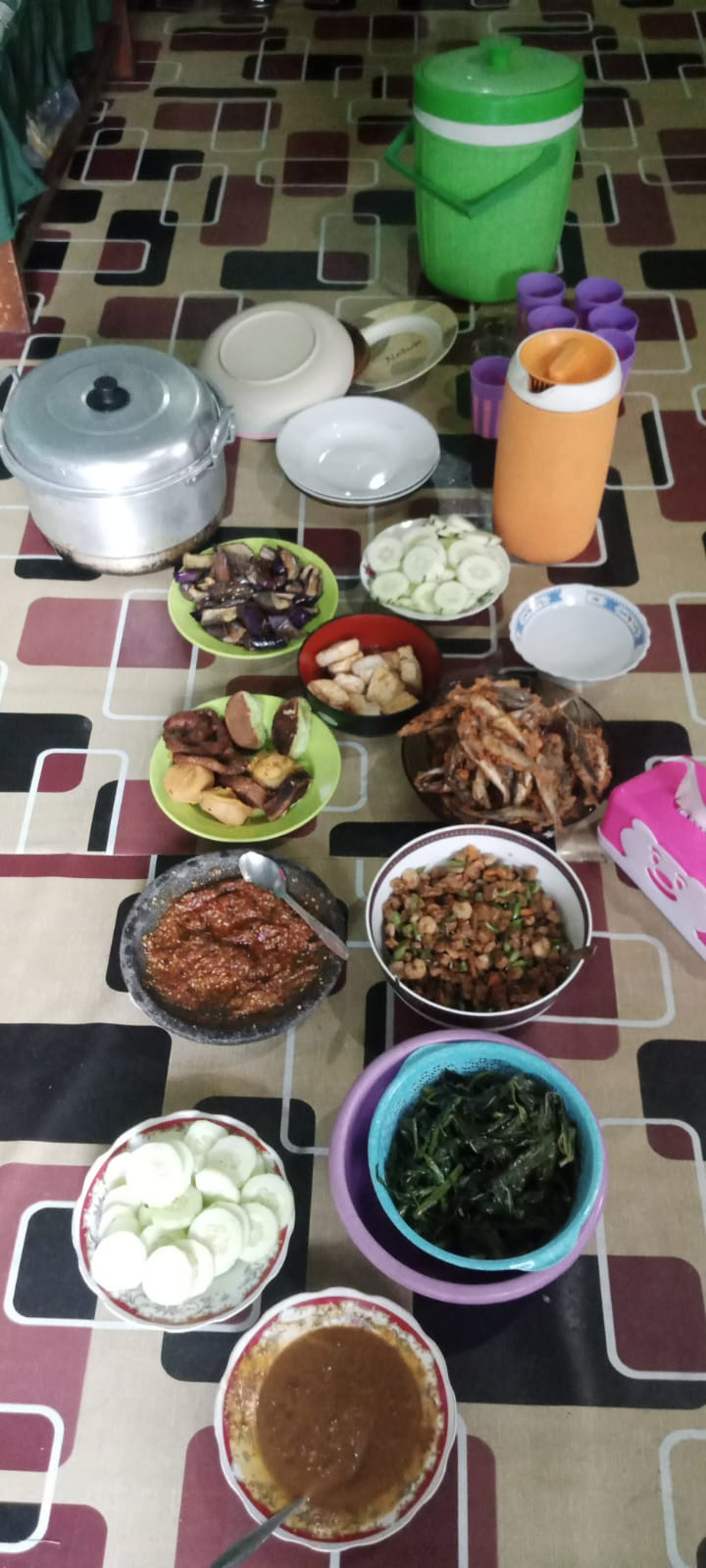 Kegiatan Kerja Bakti di Lingkungan Kelurahan Selili Tahun 2023