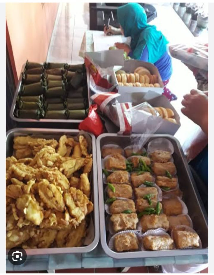 Kegiatan Kerja Bakti di Lingkungan Kelurahan Selili Tahun 2023