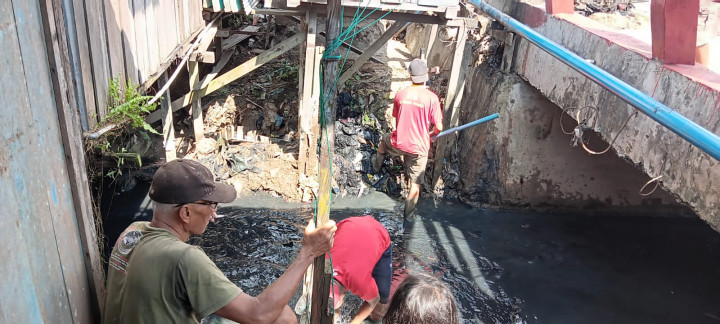 Kegiatan Kerja Bakti di Lingkungan Kelurahan Selili Tahun 2023