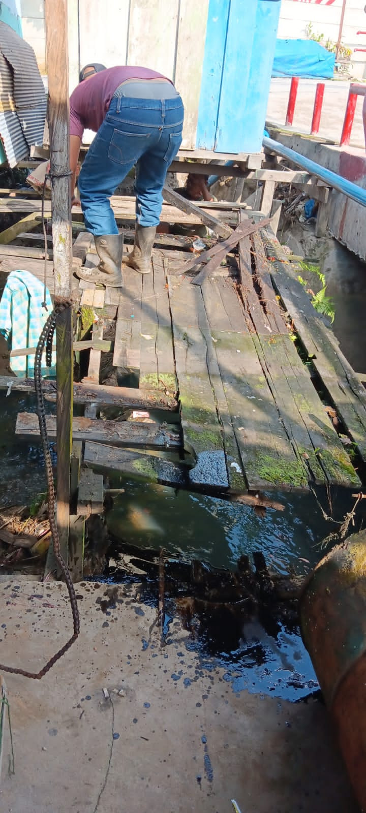 Kegiatan Kerja Bakti di Lingkungan Kelurahan Selili Tahun 2023