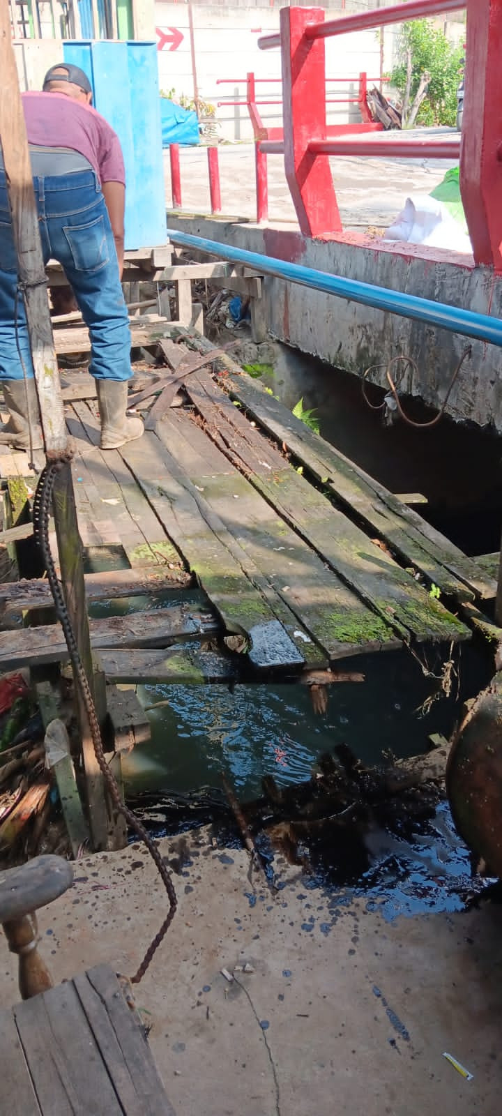 Kegiatan Kerja Bakti di Lingkungan Kelurahan Selili Tahun 2023