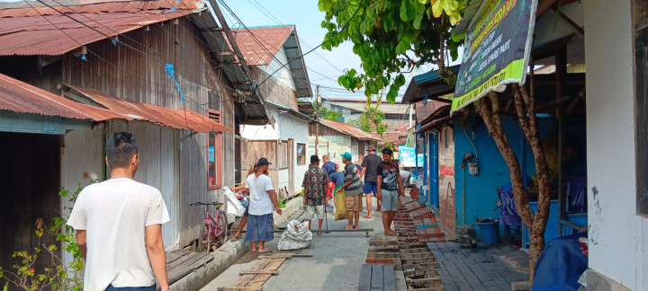 Kegiatan Kerja Bakti di Lingkungan Kelurahan Selili Tahun 2023