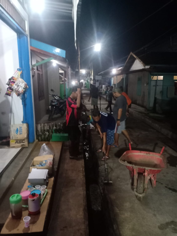 Kegiatan Kerja Bakti di Lingkungan Kelurahan Selili Tahun 2023
