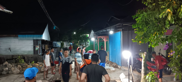 Kegiatan Kerja Bakti di Lingkungan Kelurahan Selili Tahun 2023