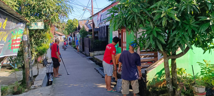 Kegiatan Kerja Bakti di Lingkungan Kelurahan Selili Tahun 2023