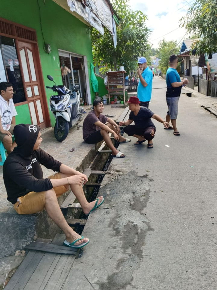 Kegiatan Kerja Bakti di Lingkungan Kelurahan Selili Tahun 2023