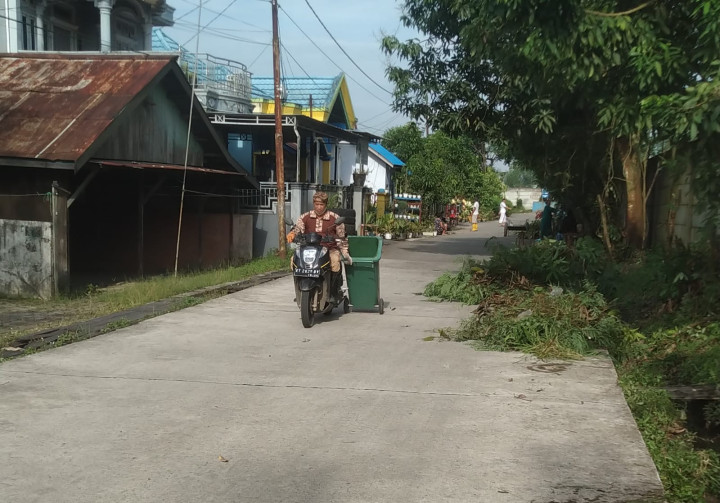 Kegiatan Kerja Bakti di Lingkungan Kelurahan Selili Tahun 2023