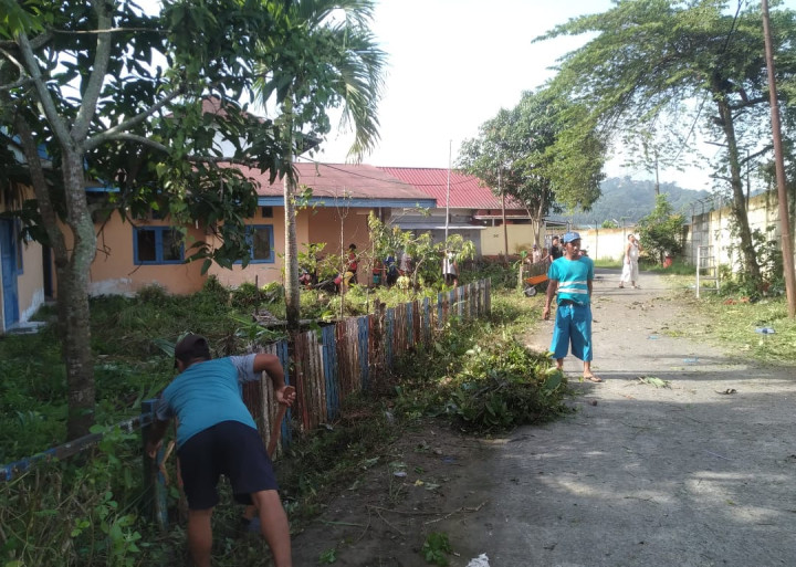 Kegiatan Kerja Bakti di Lingkungan Kelurahan Selili Tahun 2023