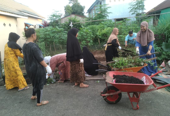 Kegiatan Kerja Bakti di Lingkungan Kelurahan Selili Tahun 2023