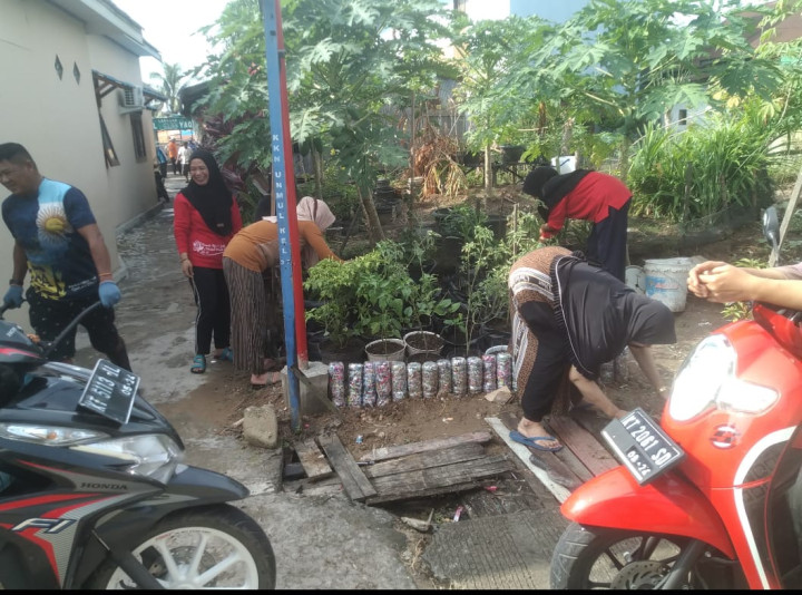 Kegiatan Kerja Bakti di Lingkungan Kelurahan Selili Tahun 2023